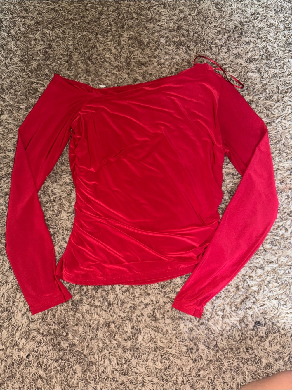 Moa Moa Red One-Shoulder Long Sleeve Top